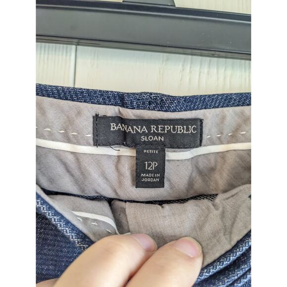 Banana Republic Women's Navy Textured Sloan Cropped Pants Size 12P - Picture 3 of 6